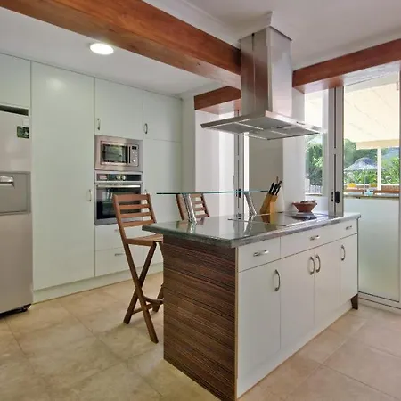 Bellevue Villa *